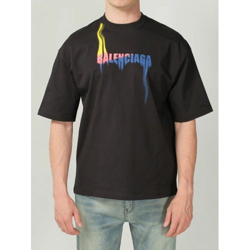 Футболка Balenciaga