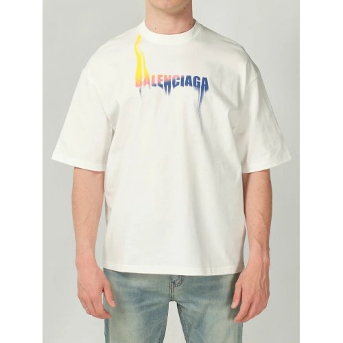 Футболка Balenciaga